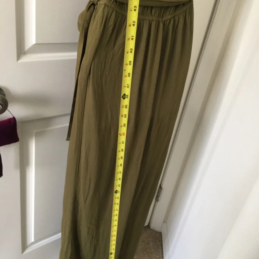 Forever 21- Tube Top Olive Green Jumpsuit NWT. Size M - Picture 5 of 7